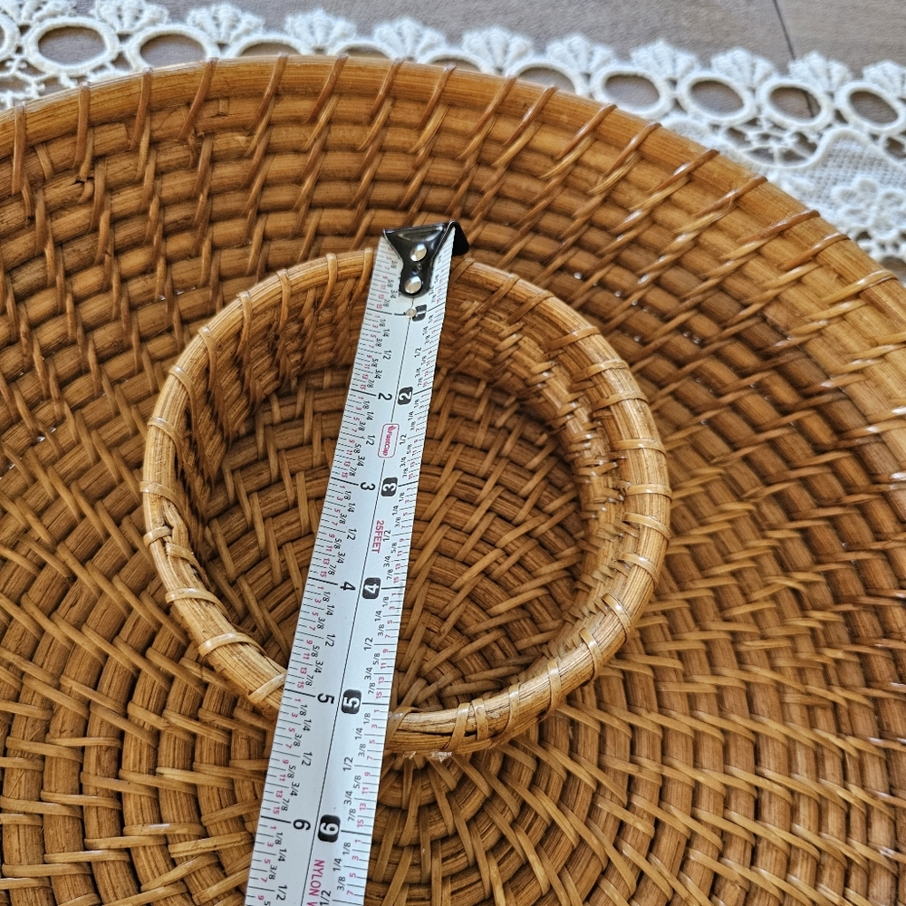 Brown Round Rattan Woven Basket Serving Bowl in Chip 'N Dip Shape Charcuterie - Picture 7 of 9